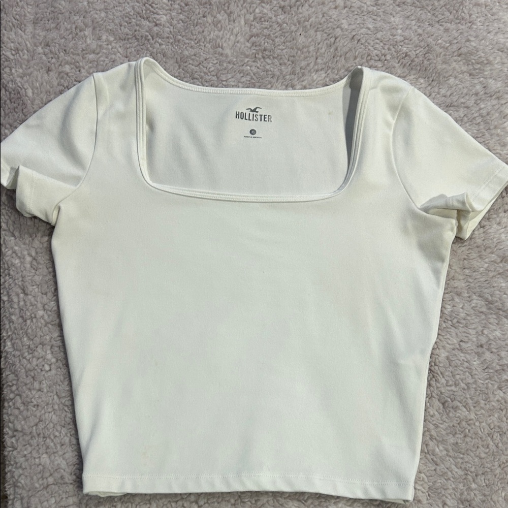 Hollister Women's Cream Square Neck Crop Top